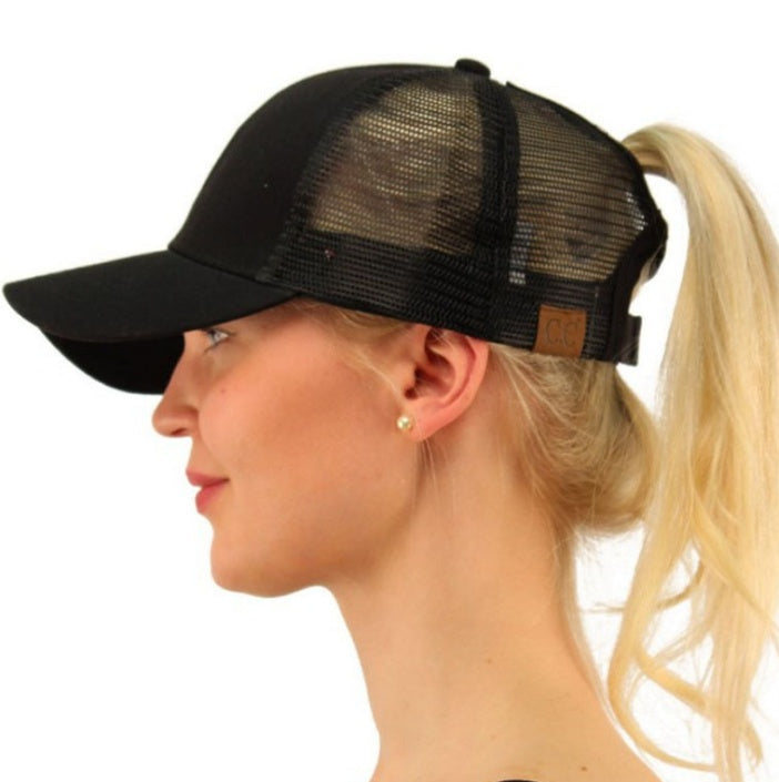 Chapéu Estilo Duck Tongue com Proteção Solar para Mulher com Abertura para Rabo de Cavalo