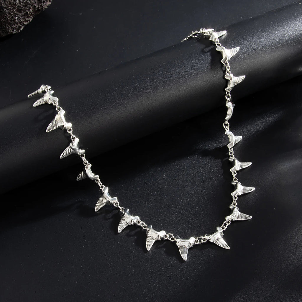 Elegant Abyss Fang Pendant Necklace