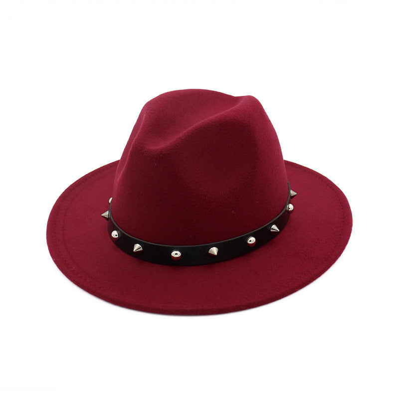 Sombrero de copa de lana elegante con accesorios de remaches para hombres y mujeres