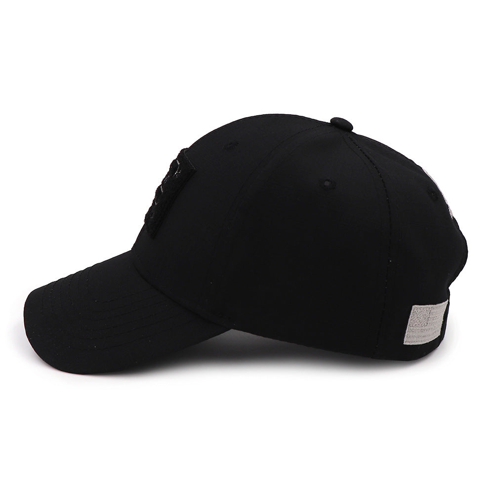 Czapki bejsbolowe unisex dla miłośników sportu