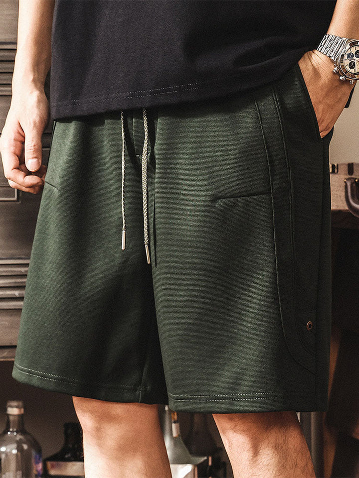 Afslappede knælange sweatshorts til mænd med snøre og stikningsdetaljer