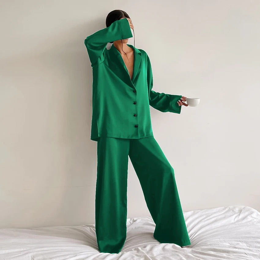 Ultra-Luxe Women’s Silk Wide-Leg Pajama Set Forest Green