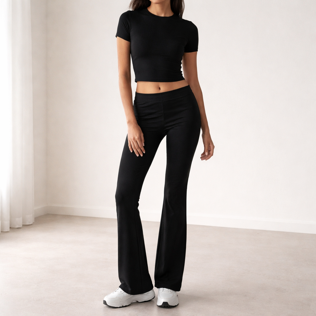 Women's Two-Piece Set – Stylish Comfort, Versatile Design Black