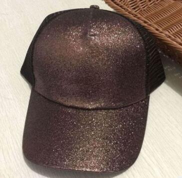 Chapéu Estilo Duck Tongue com Proteção Solar para Mulher com Abertura para Rabo de Cavalo