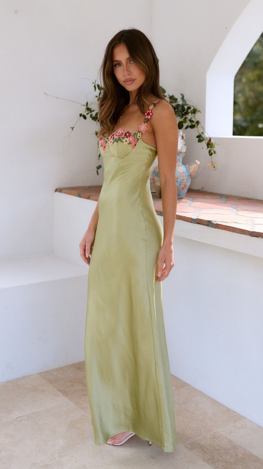 Caroline | Damen Maxikleid mit floralem Träger und schmalem Schnitt