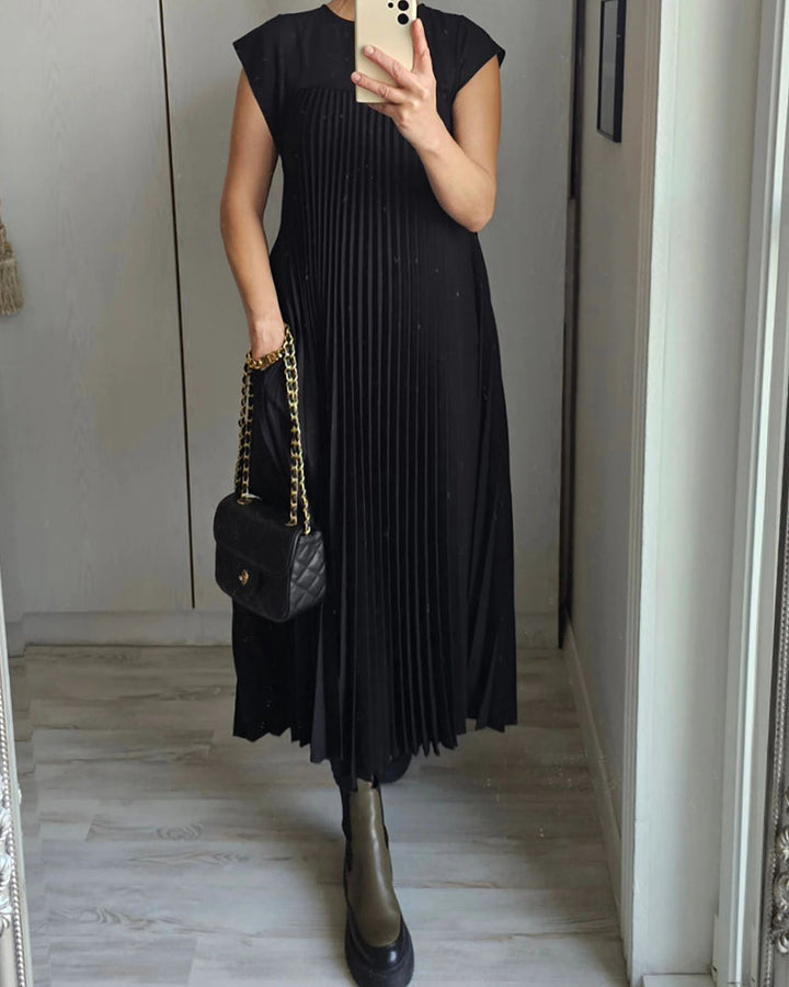 Women's Flowy Pleated Maxi Dress for Cocktail Events