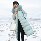Luxurious Winter Jacket for Women Green fur collar