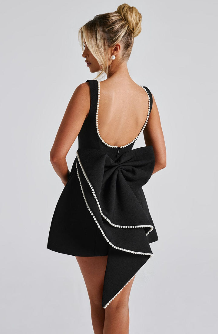 Amber | Robe courte structurée pour femmes, invitée de mariage