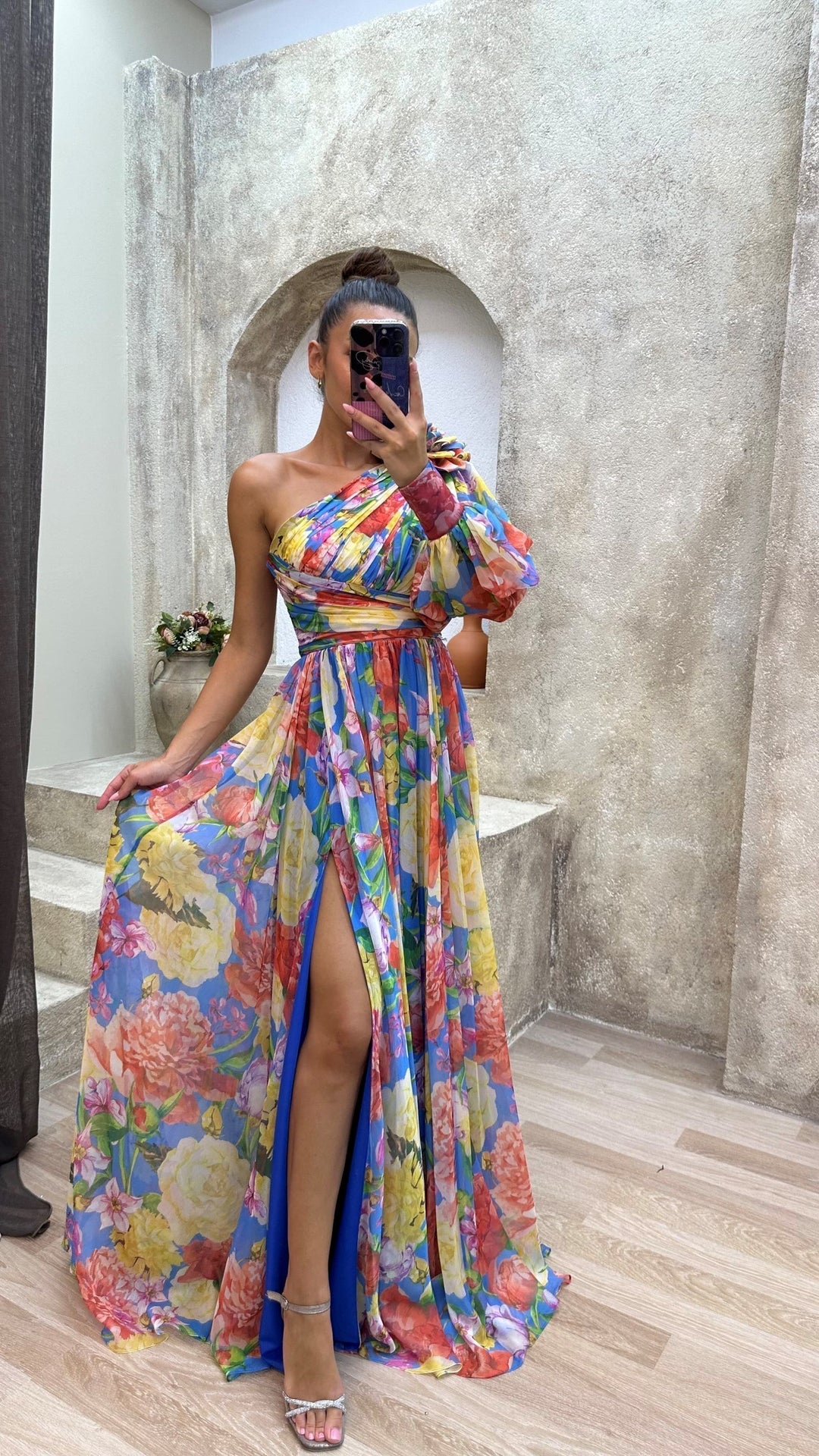 Millie | Elegantes Maxikleid für Damen mit floralem Schlitz