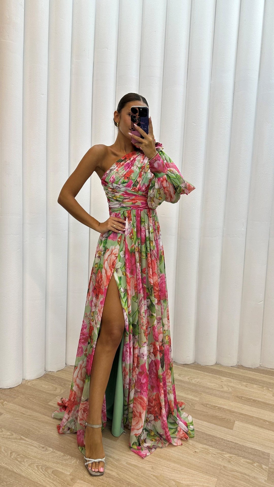 Millie | Elegantes Maxikleid für Damen mit floralem Schlitz