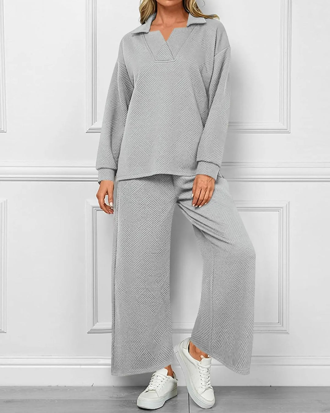 Mireya Textured V‑Neck Lounge Two‑Piece Set-MODAUTLET