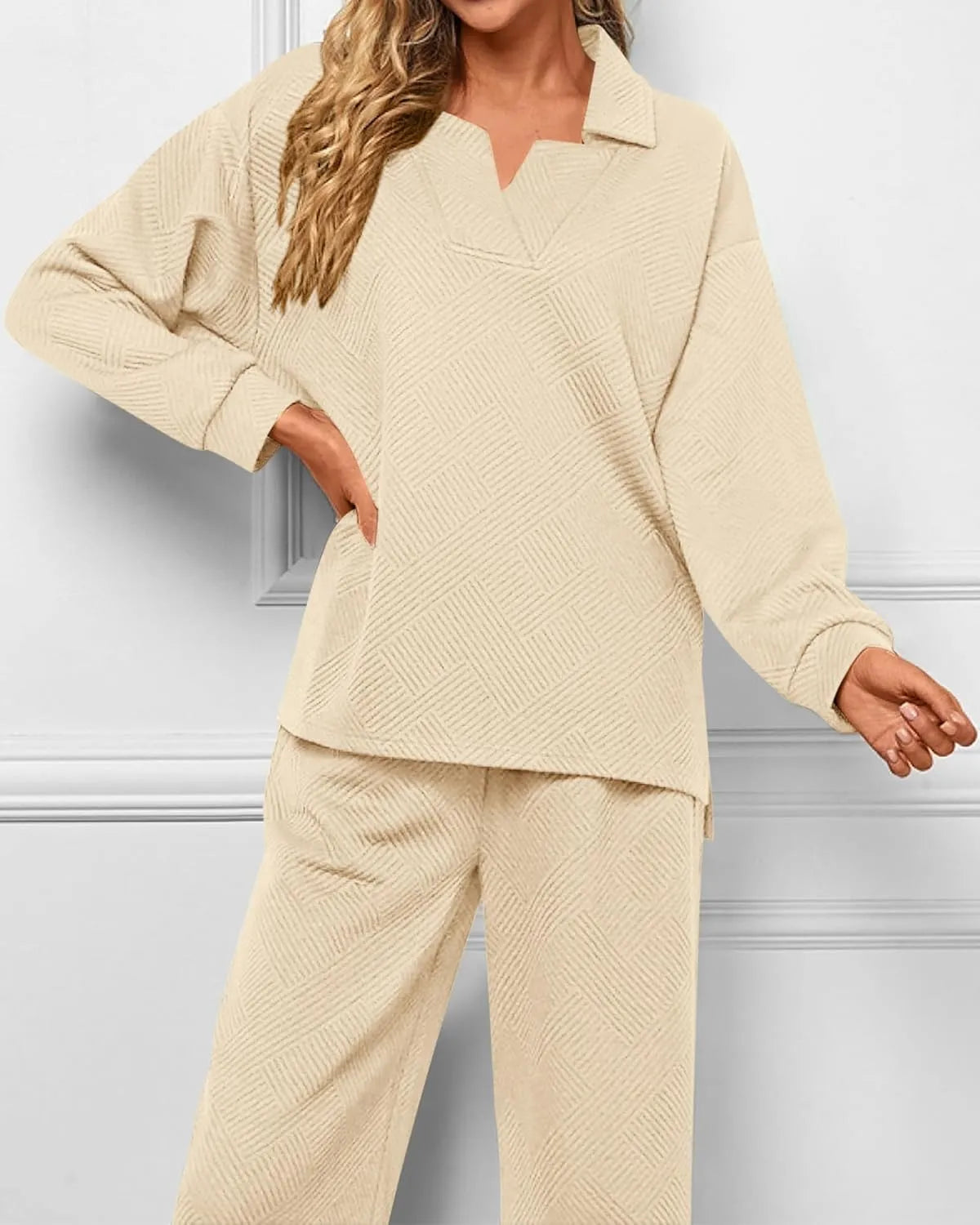 Mireya Textured V‑Neck Lounge Two‑Piece Set Apricot
