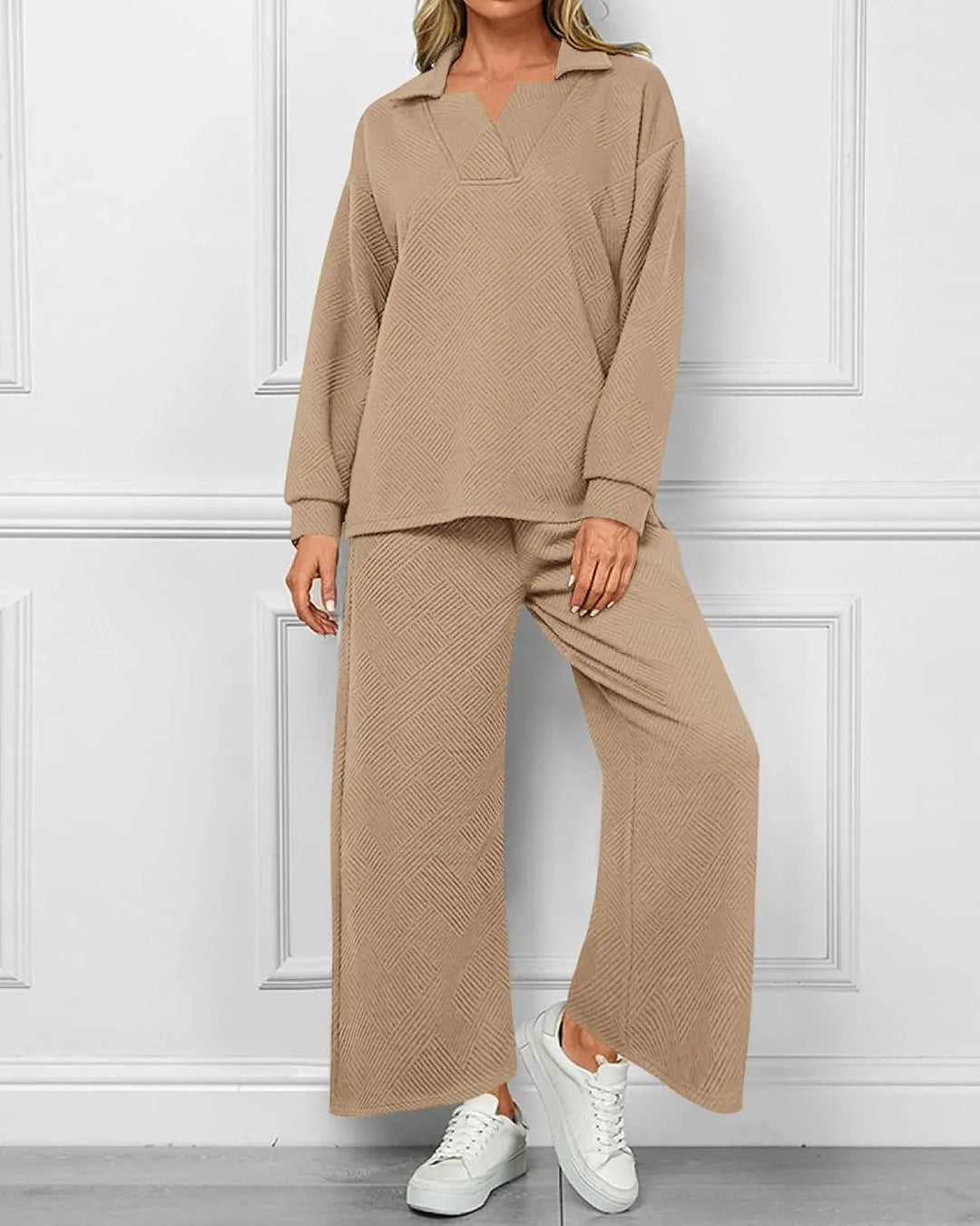Mireya Textured V‑Neck Lounge Two‑Piece Set-MODAUTLET