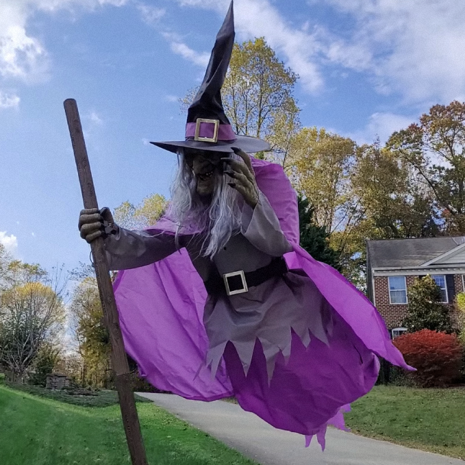 Decoração de Bruxa Voadora em Tecido, com 1,8 Metros, para o Halloween, com Estaca de Fixação ao Solo