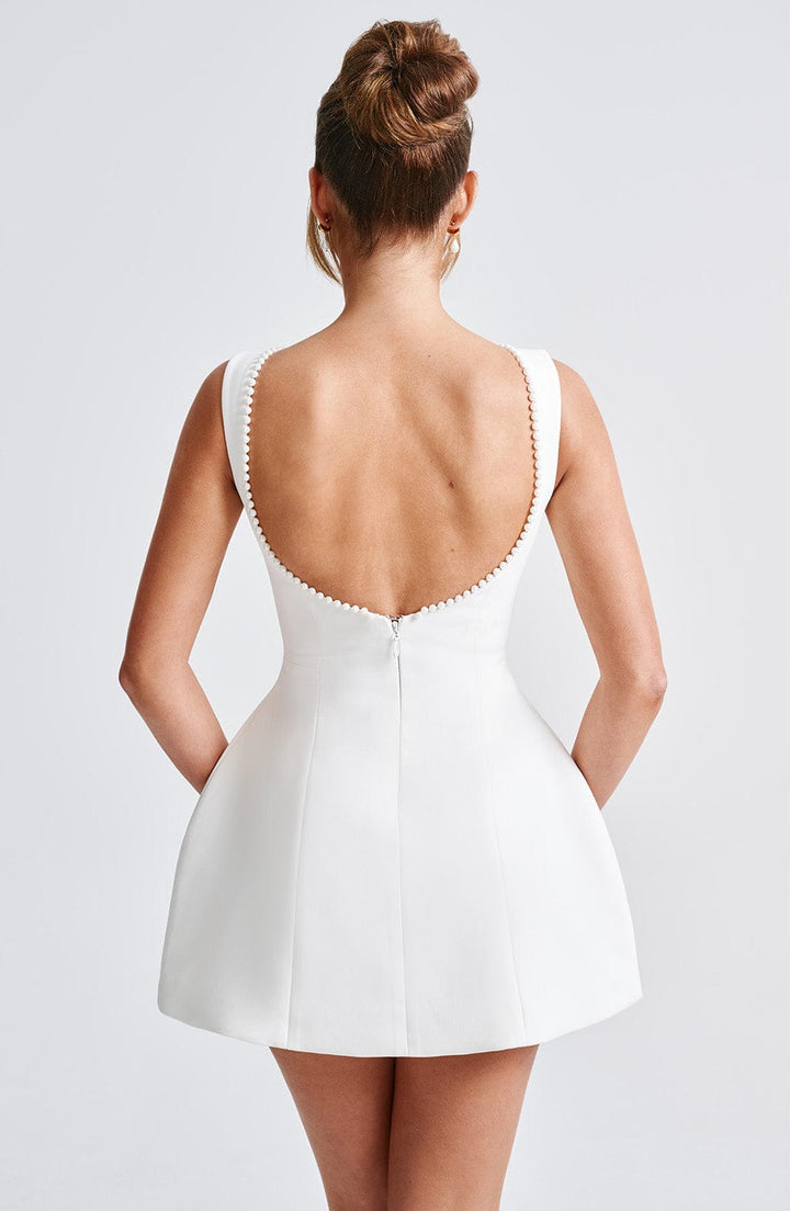 Amber | Robe courte structurée pour femmes, invitée de mariage