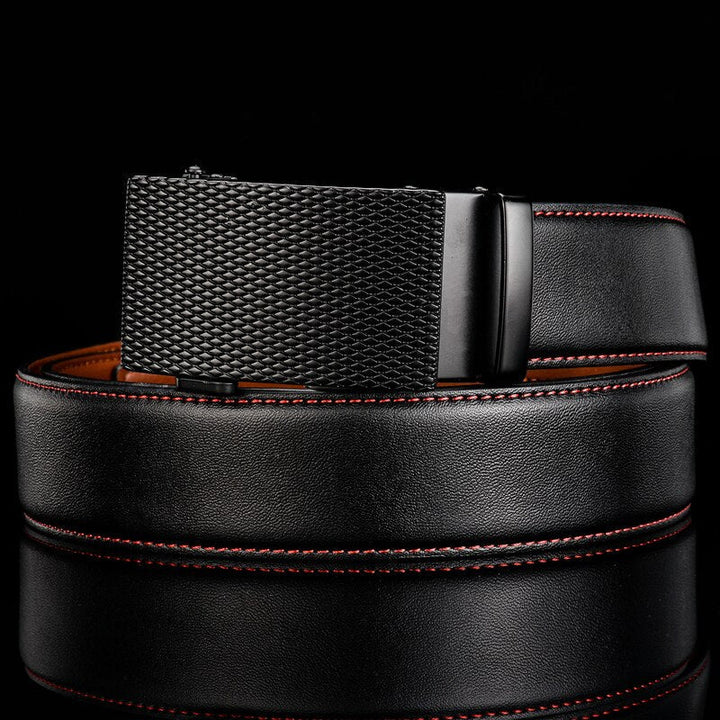 Adjustable Fit Belt with Textured Buckle for Men – Stylish & Durable
