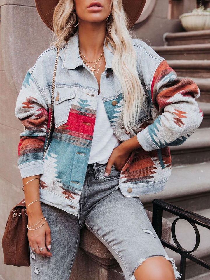 Veste en jean tissée pour femme avec design géométrique aztèque contrasté
