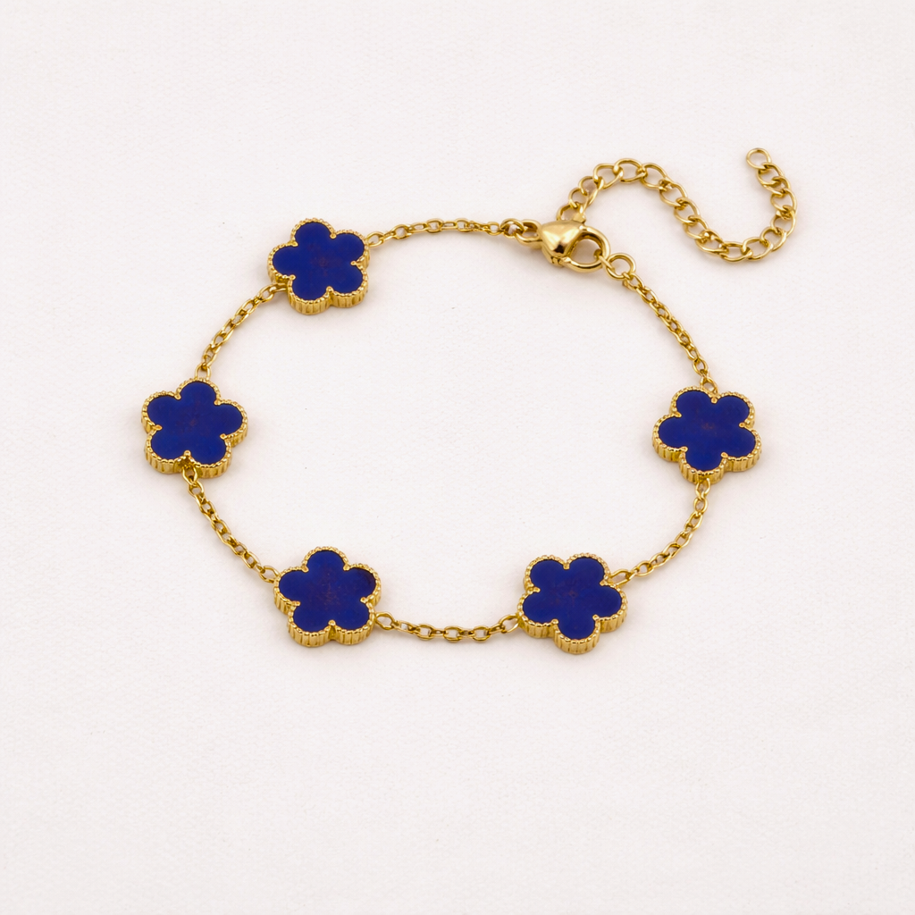 Elegant Clover Charm Bracelet
