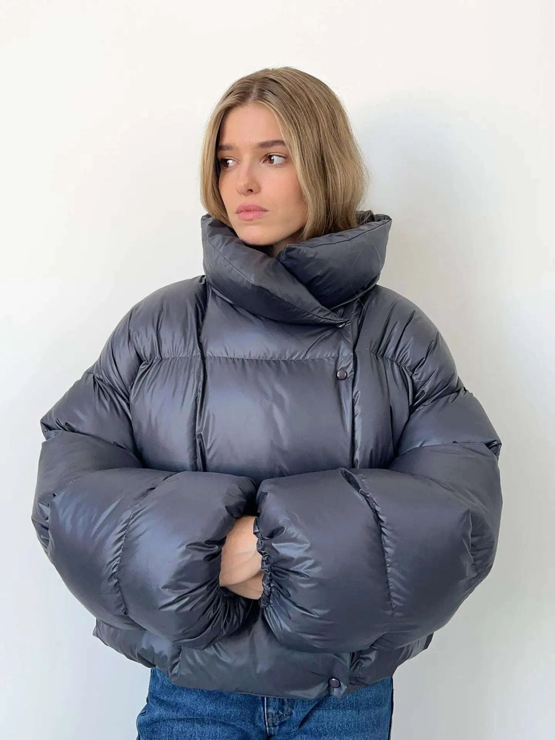 Black Bomber Jacket for Stylish Comfort