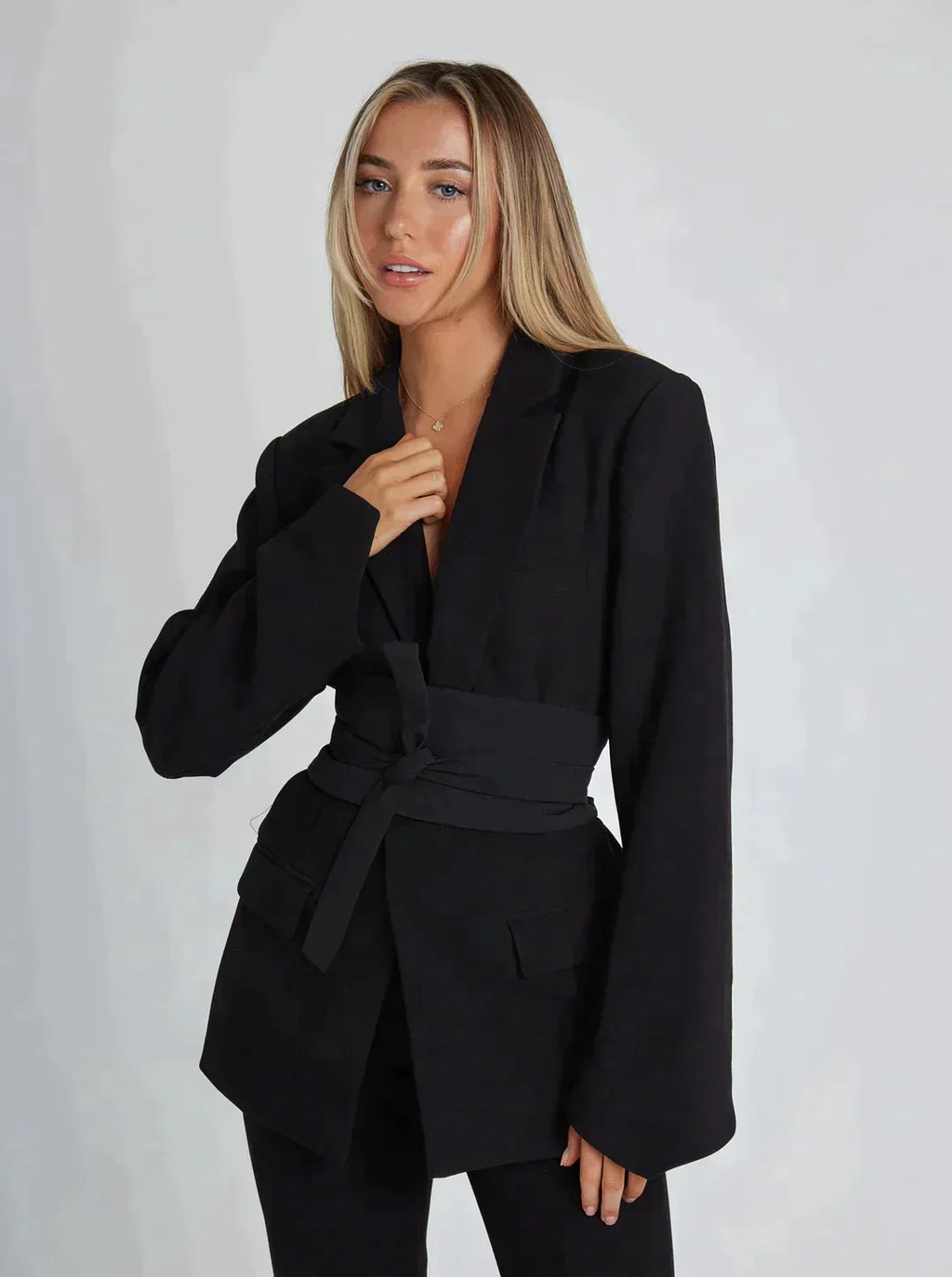 Women's Belted Blazer Black