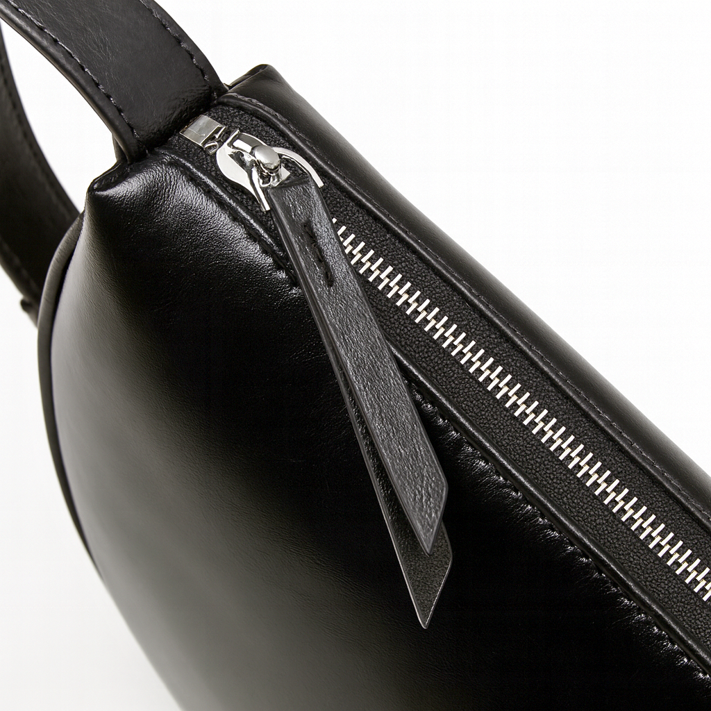 Stylish Crossbody Bag for Everyday Use