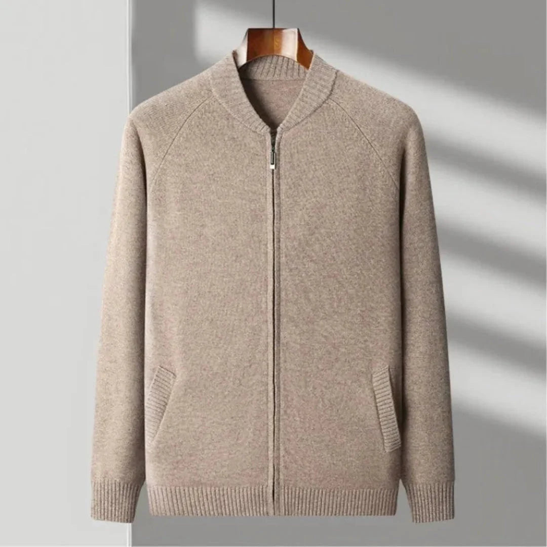 Full-Zip Wool Sweater for Ultimate Comfort