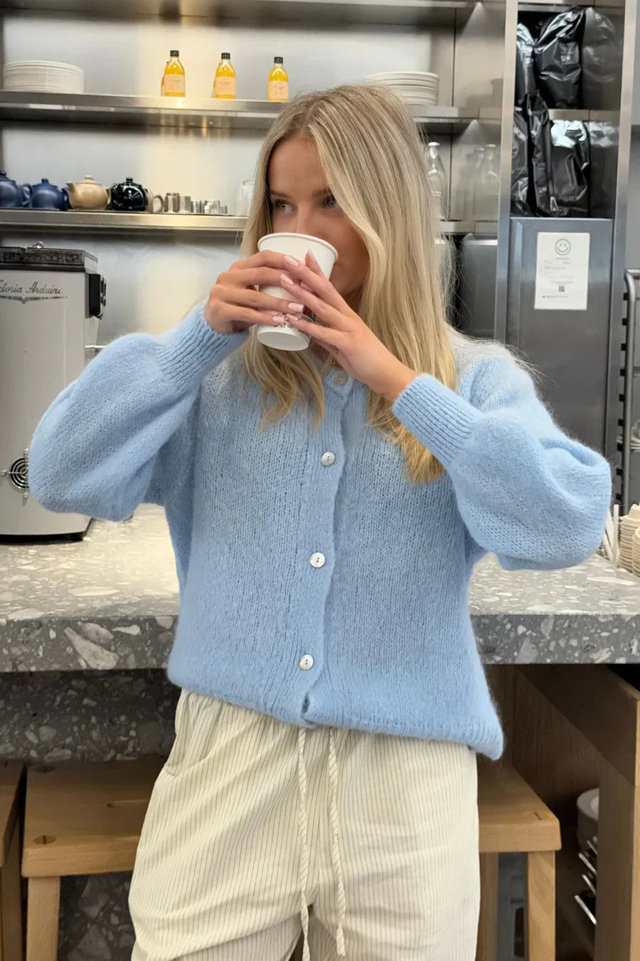 Casual Knitted Cardigan for Everyday Wear Light Blue