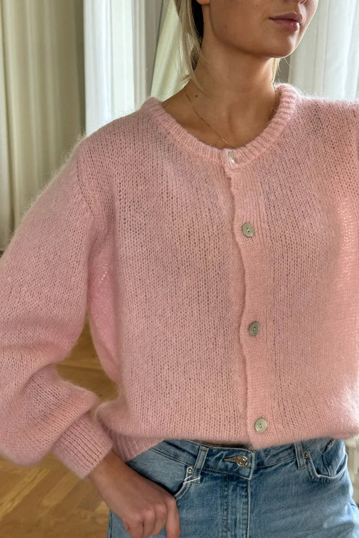 Casual Knitted Cardigan for Everyday Wear