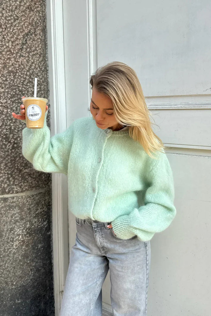 Casual Knitted Cardigan for Everyday Wear
