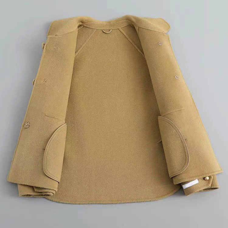 Abrigo elegante con detalles de bolsillos para mujer