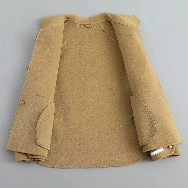 Abrigo elegante con detalles de bolsillos para mujer