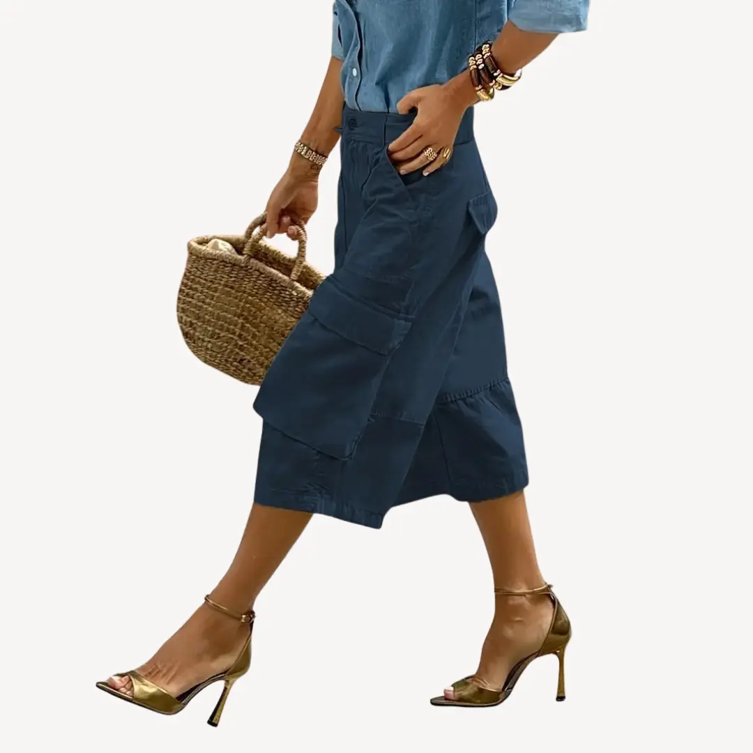 Trendy Women's Cargo Pants – Stylish and Versatile Navy Blue