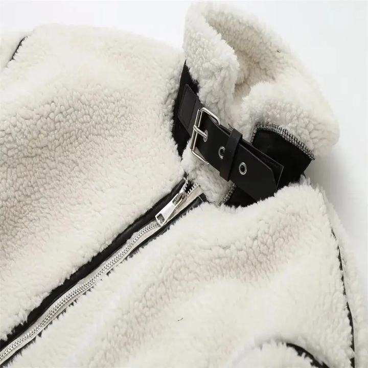 Chic Faux Fur Jacket for Stylish Comfort
