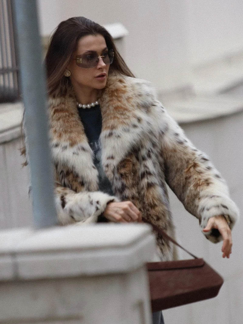 Chic Oversized Faux Fur Jacket