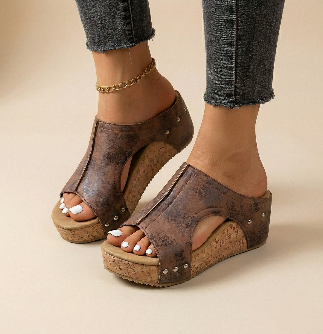 Clara | Women's Slide Sandals with Cut-Out Design-MODAUTLET