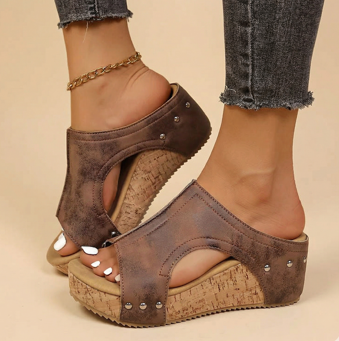 Clara | Women's Slide Sandals with Cut-Out Design-MODAUTLET