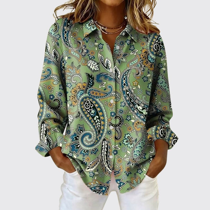 Clara | Blusa de Senhora com Estampa Paisley e Botões