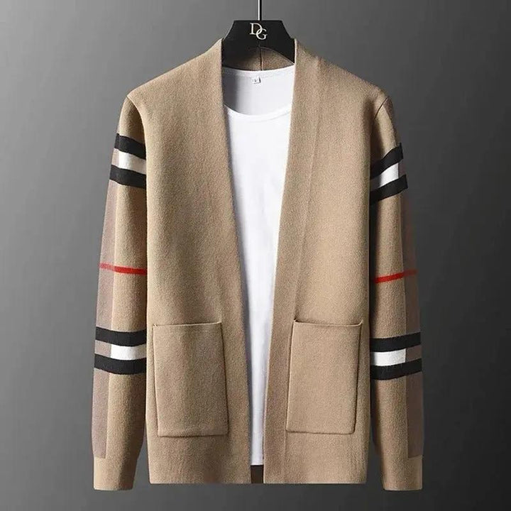 Classic Cardigan - Timeless Style and Comfort Beige