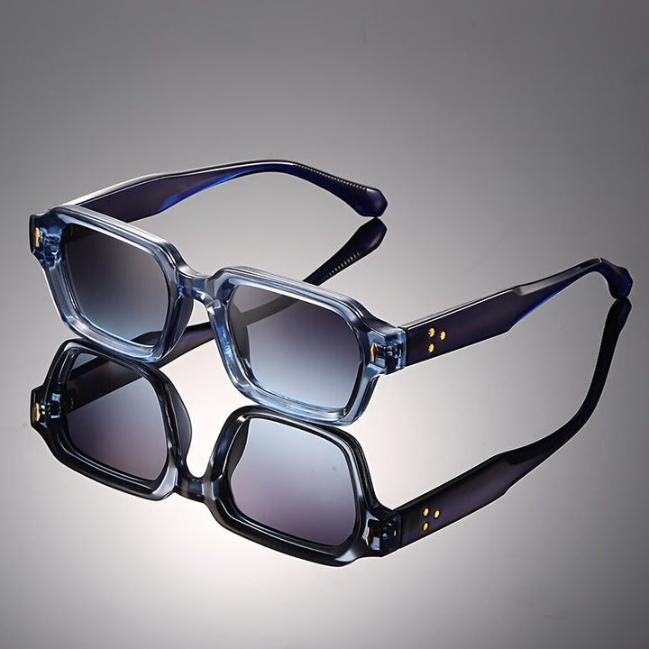 Classic Sunglasses for Timeless Style Blue