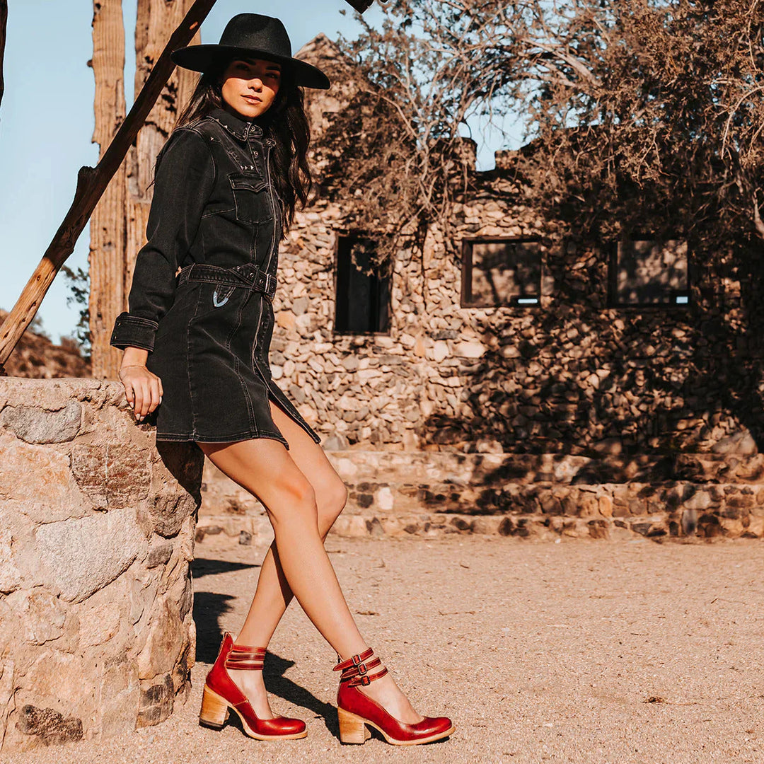 Comfortable and Elegant Thick-heeled Shoes