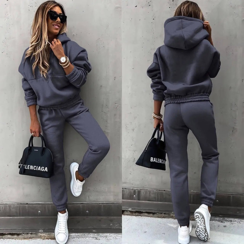 Women's Cozy Hoodie and Jogger Set – Effortless Style and Comfort Dark Grey - SOLD OUT