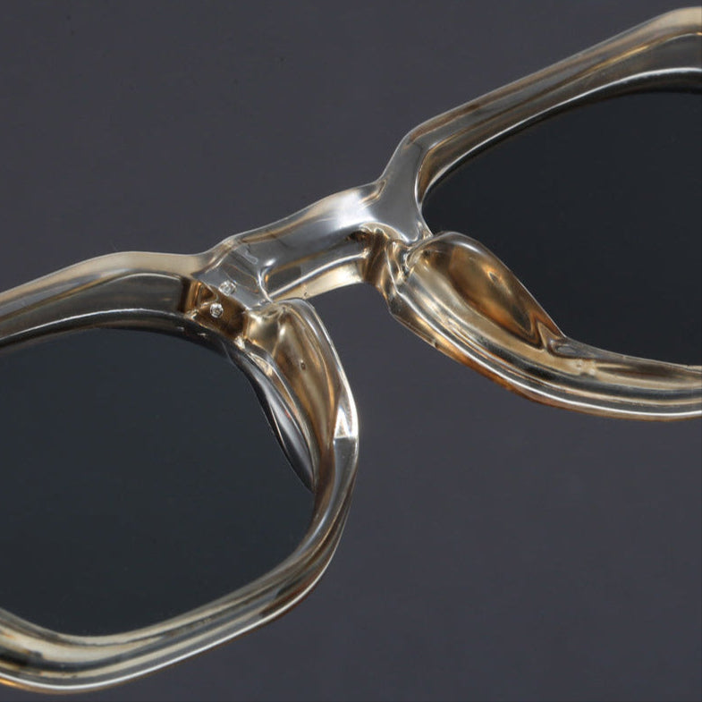 Stylish Polarized Sunglasses for Ultimate UV Protection