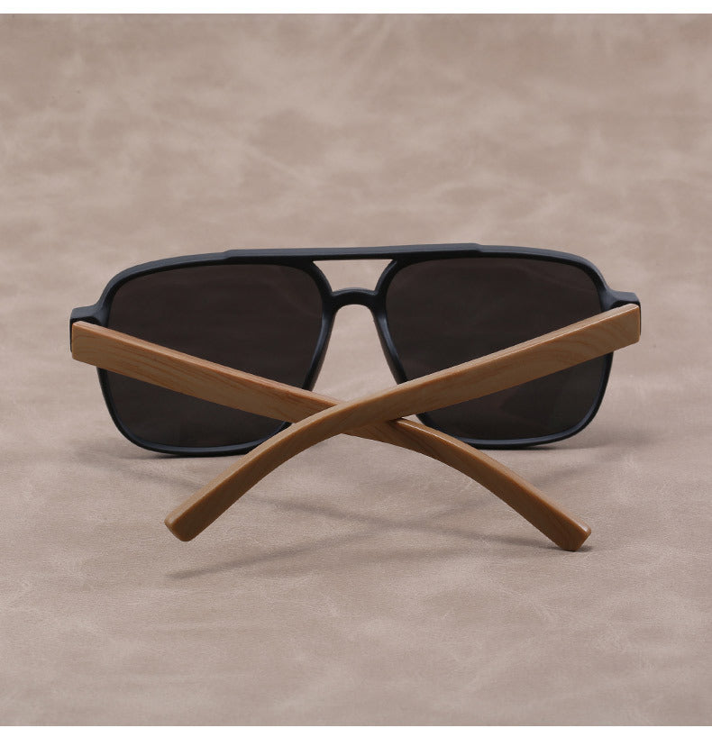 Stylish Oak Wood Sunglasses