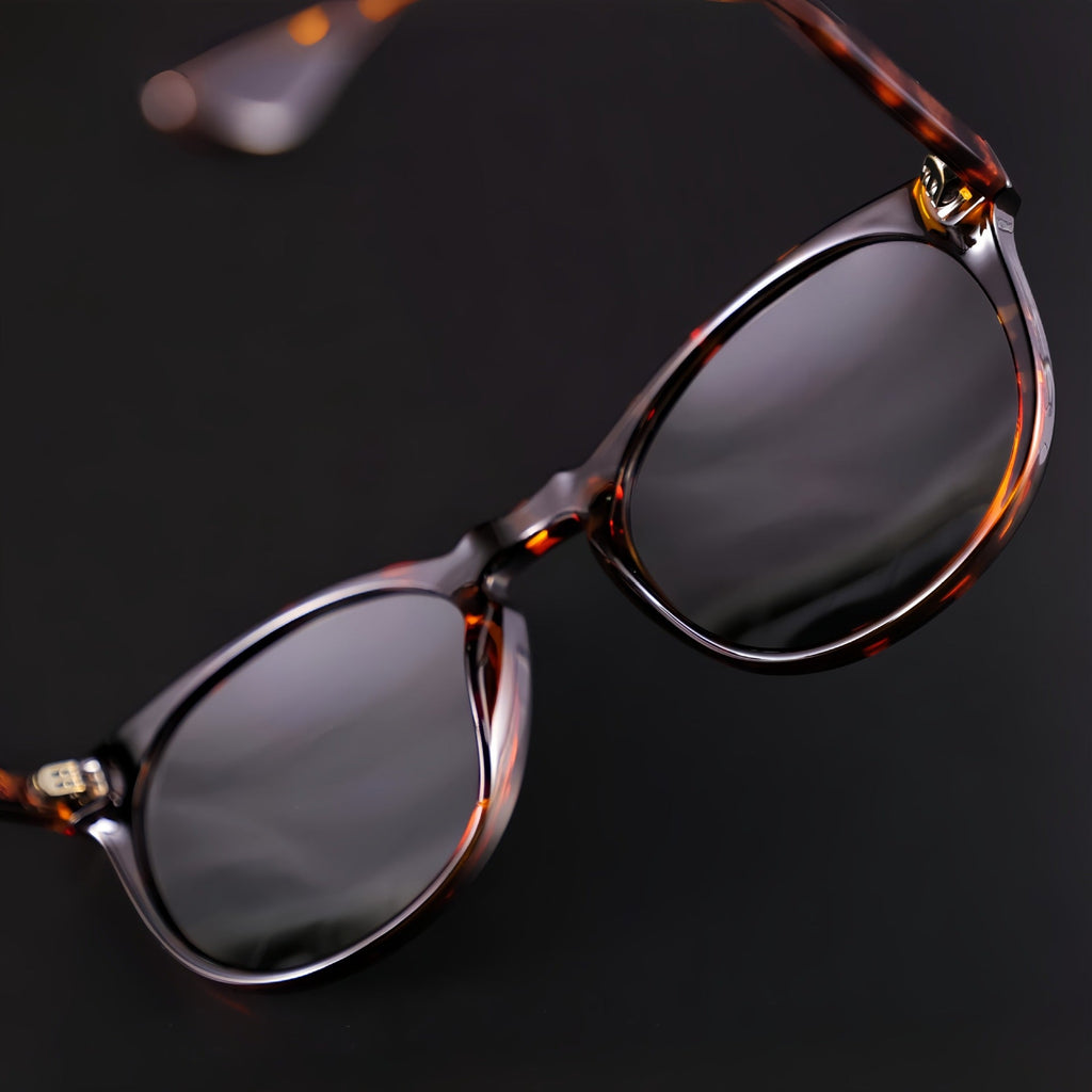Stylish Cavanas Sunglasses Tortoise Shell