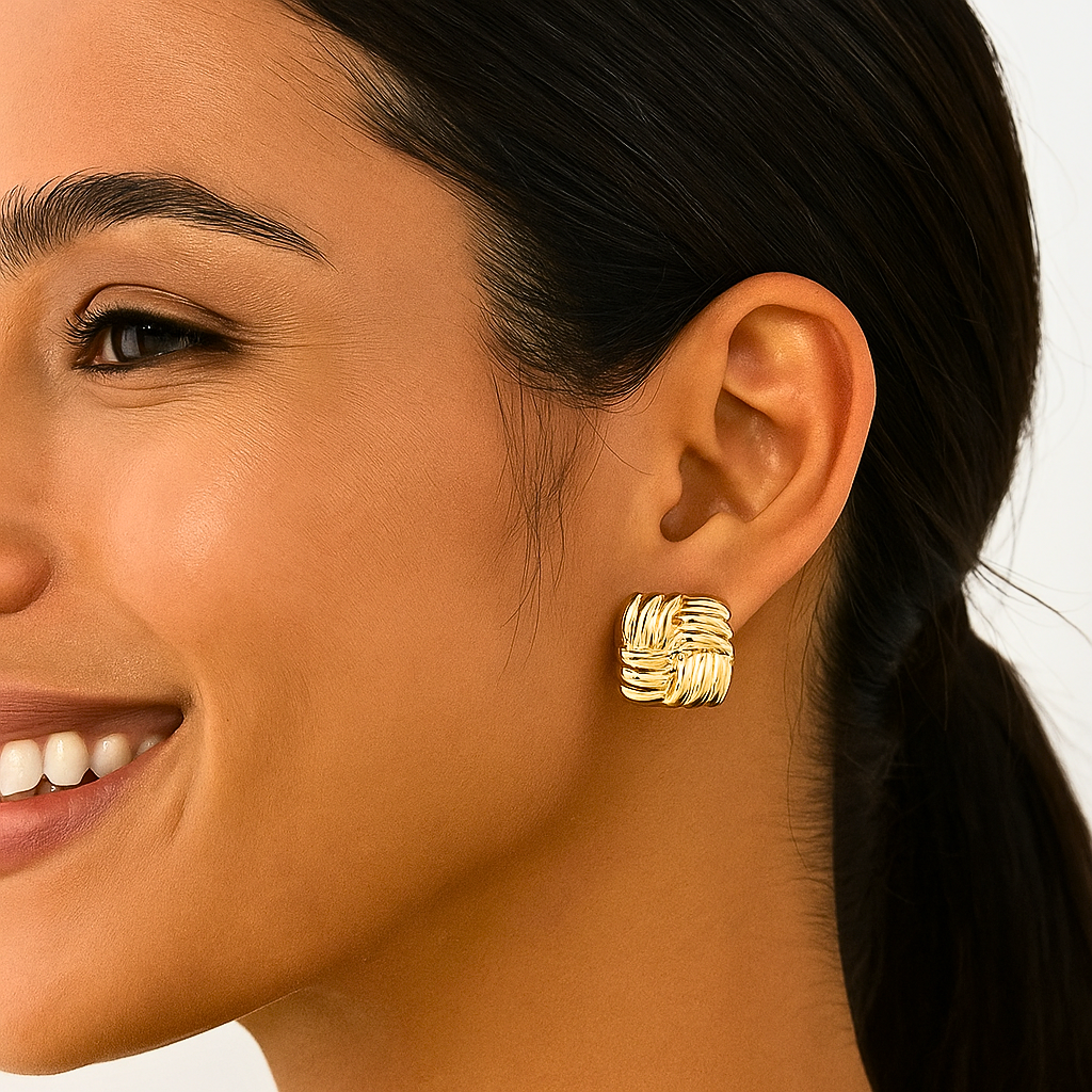 Elegant Cordelle Knot Earrings - Stylish and Unique Design