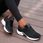 Women's Foot-Supportive Trainers in Unique Colors Black