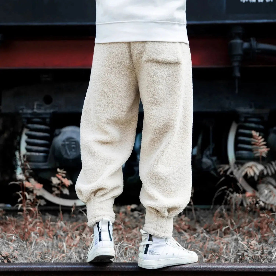 Urban Trendsetter Fleece Joggers for Comfort and Style-MODAUTLET