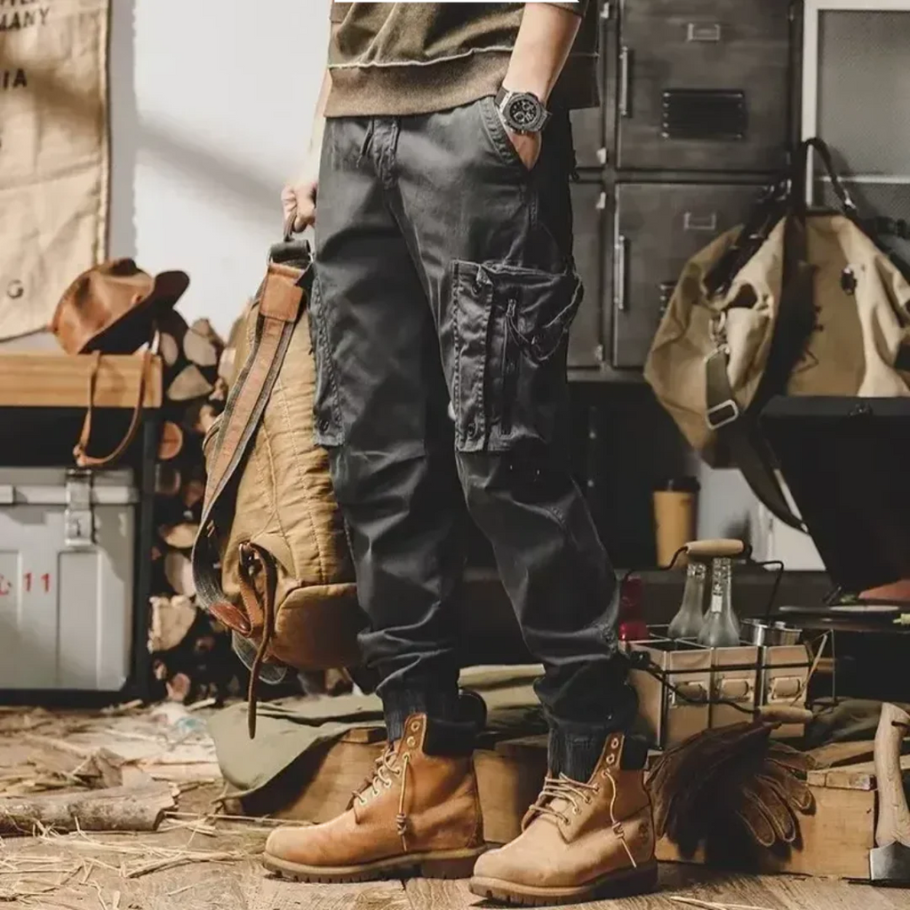 Rugged Tactical Cargo Pants for Durability and Performance Black