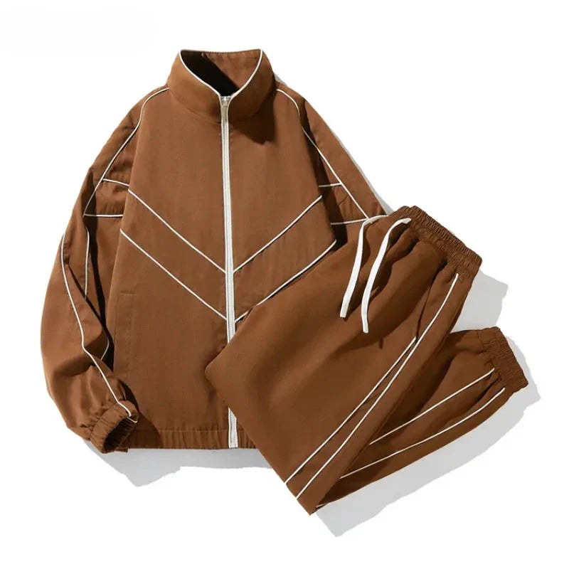 Two-Piece Sports Set for Active Wear Brown