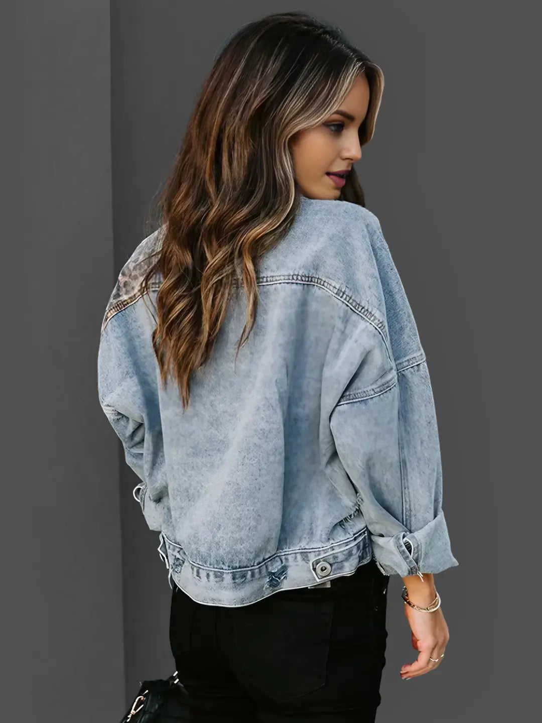 Leopard Print Este Jacket – Chic Elegance